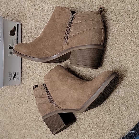 Sonoma 👢 Womens Tan Boots - Size  8 - Picture 3 of 6